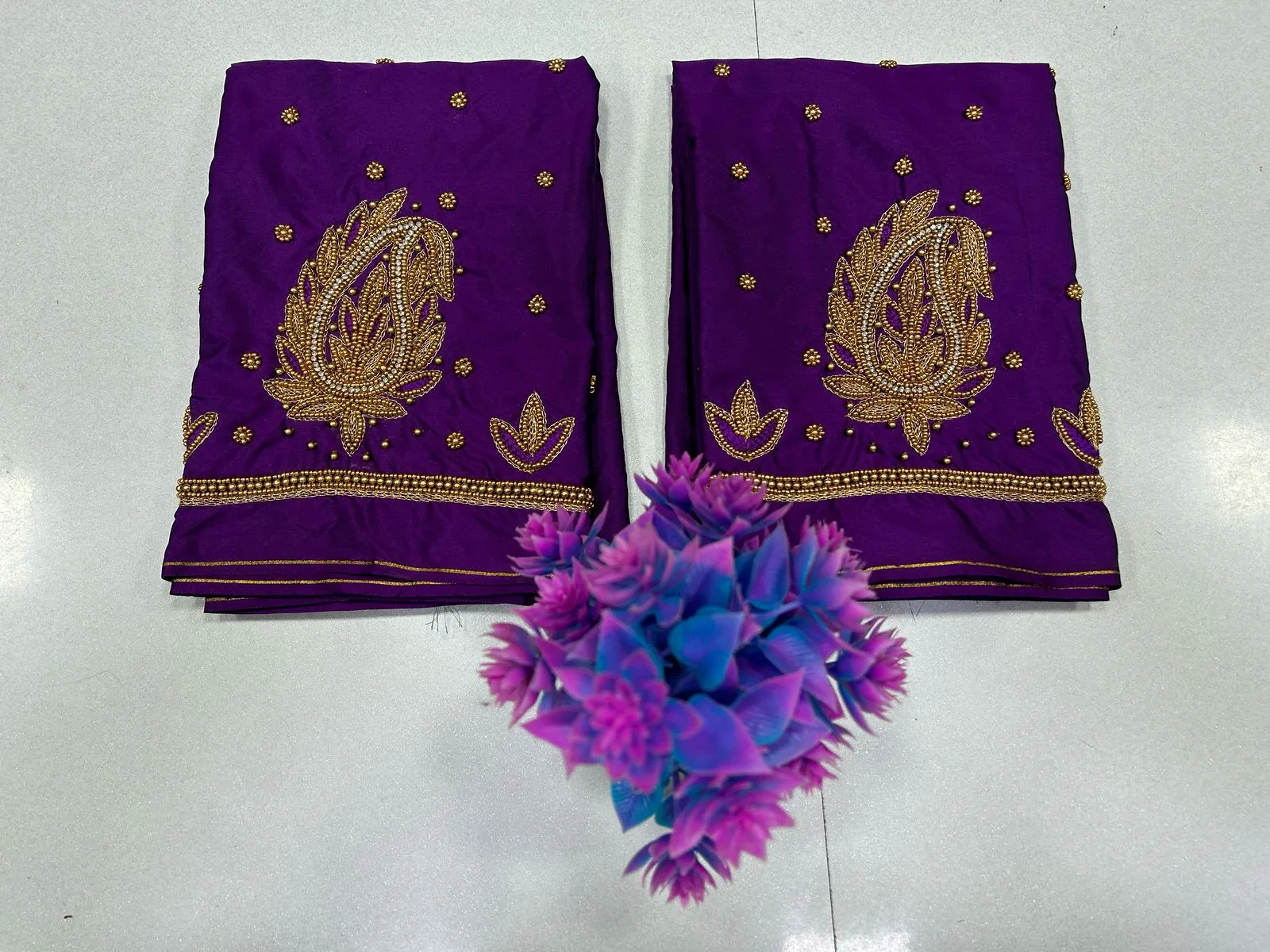 Elegant Heritage – Mango Buti Work at Unbeatable Offers!