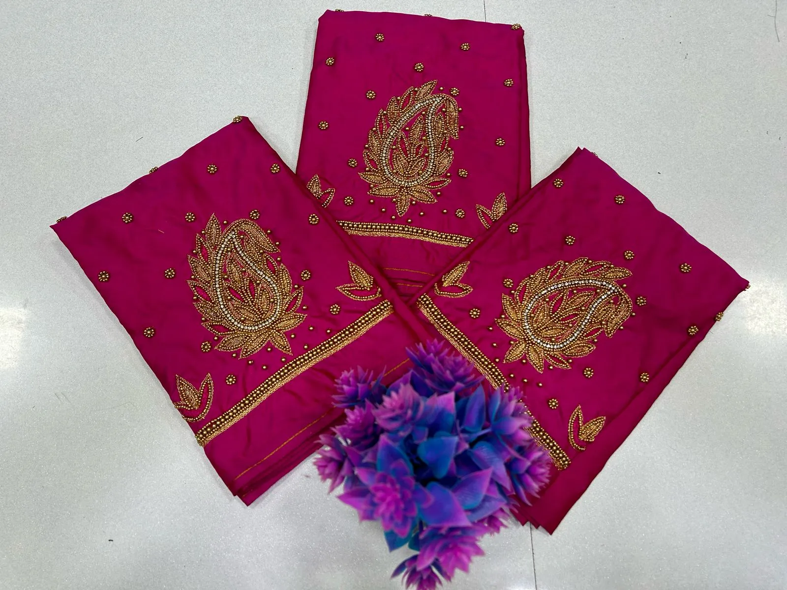 Elegant Heritage – Mango Buti Work at Unbeatable Offers!