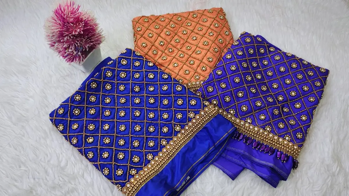 Chic Checks Aari Work Blouse – Trending Design at Unmissable Offer