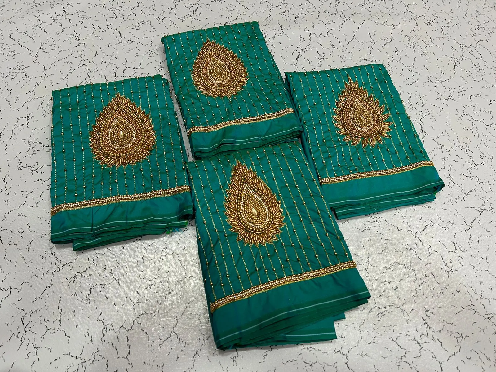 Elegant Tilakam Buti Lines Design Blouse – Latest Trend at Exclusive Offer!