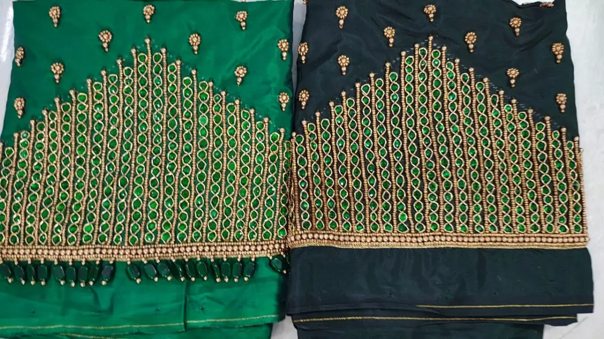 Timeless Minimal Zardosi Kundan Blouse – Designer Touch, Exclusive Offer!