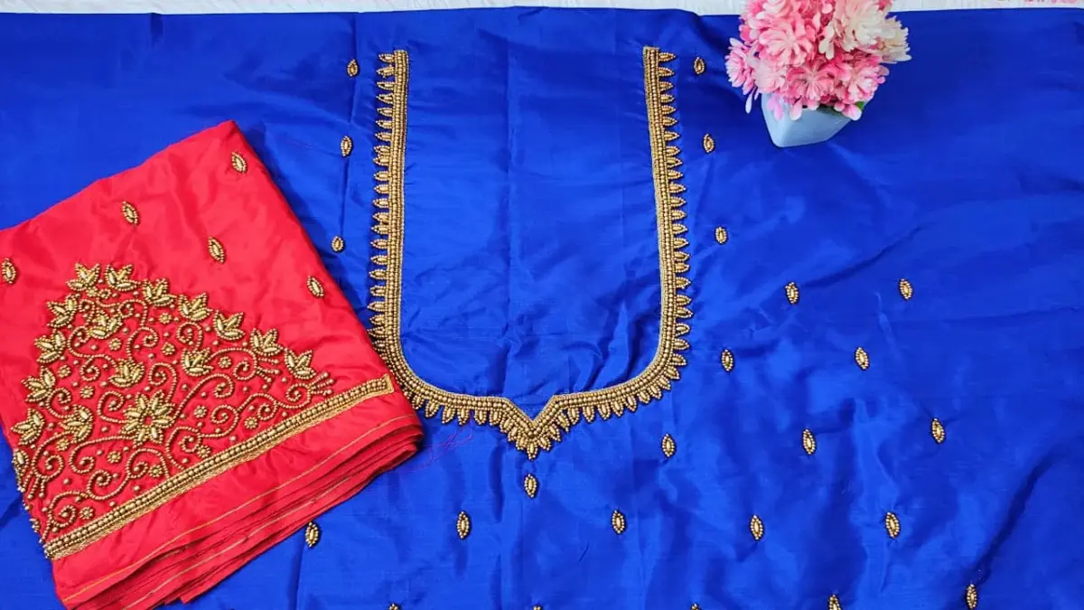 Elegant Tissue Buti Aariwork Blouse – Handcrafted Design at Offer Price | Customizable Ethnic Wear Online