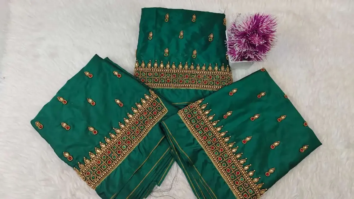 Majestic Purple Kundan Border Aari Work Blouse – Limited Time Offer!