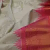 Elegant Handwoven Gadwal Silk Saree with Temple Interlock Pallu