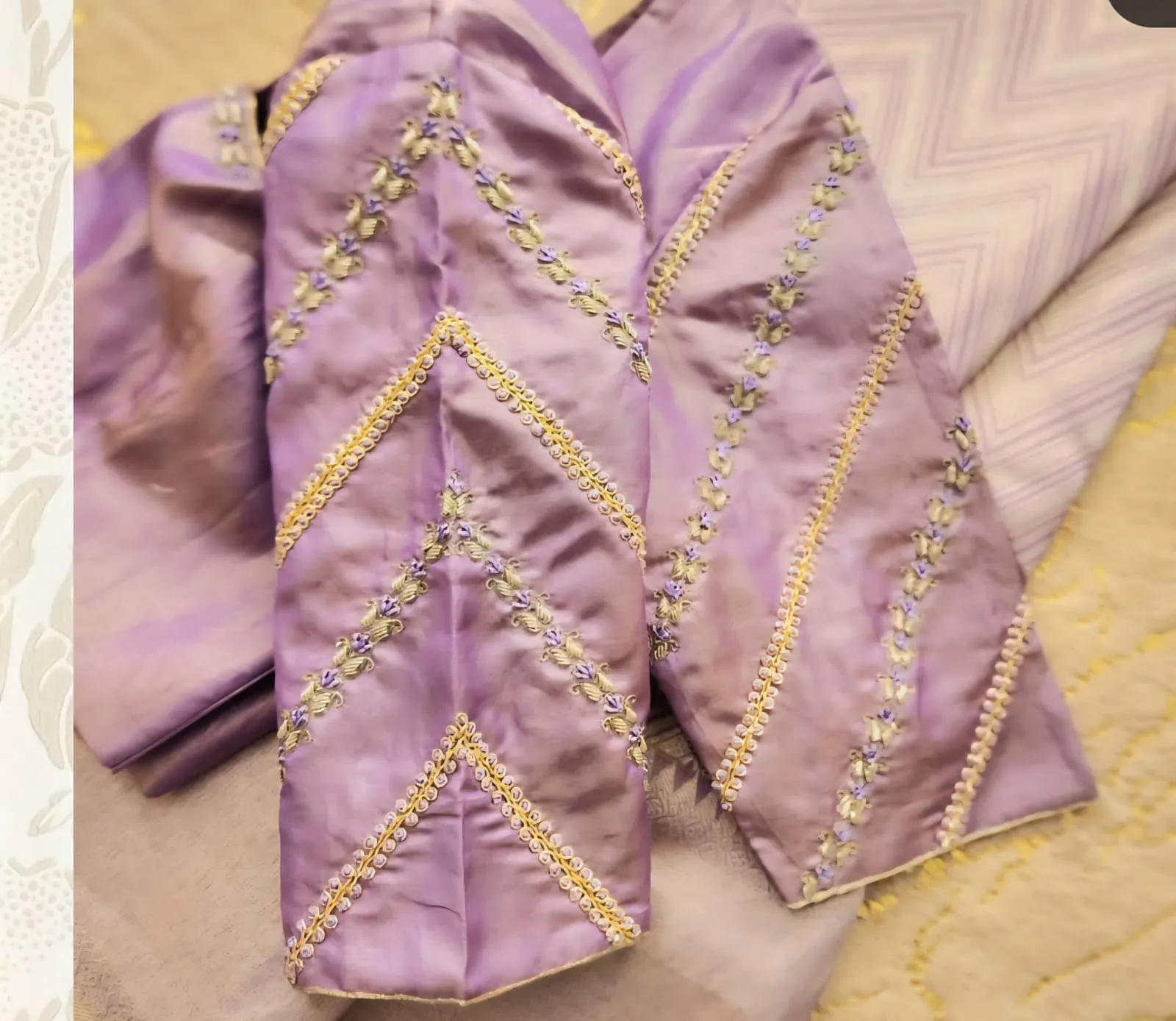 Latest Light Purple Maggam Blouse Perfect for Engagement & Festive Wear