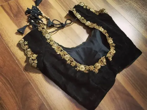 Luxury Black Fashionable Maggam Work Blouse Handcrafted Perfection