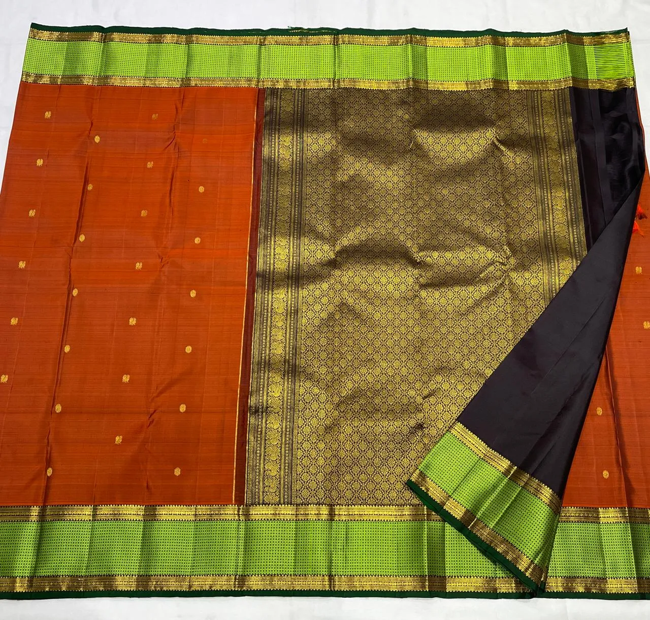 Authentic Kanchipuram Pure Silk Saree  Handloom Masterpiece with 2G++ Zari & Silk Mark Certified - Image 3