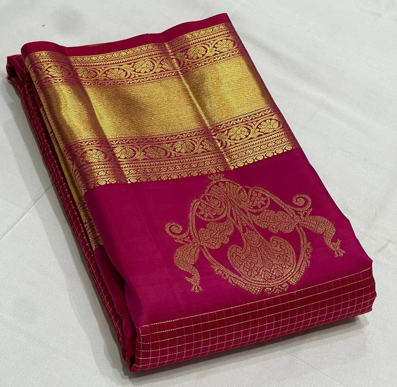 BridalGrade 100% Pure Kanchipuram Silk Saree  Pink Tone with 2G++ Pure Zari & Silk Mark Certification - Image 2