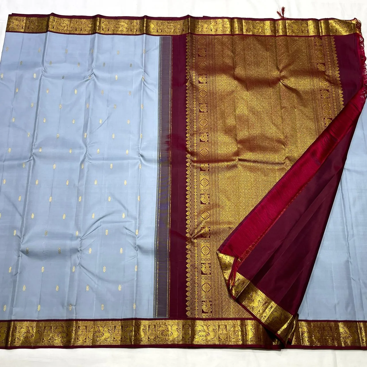 Opulent Light Blue Kanchipuram Handloom Saree | Pure Silk 2G++ Zari Craftsmanship Certified Silk Mark Value Deal