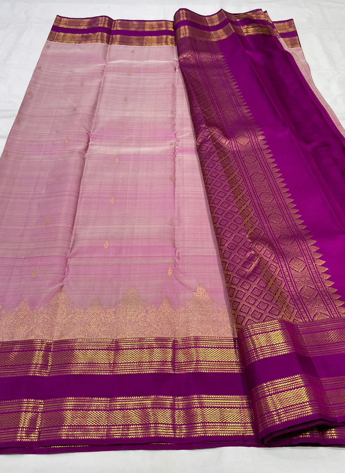 Opulent Onion Pink Pure Kanchipuram Pattu Saree  2G++ Zari | Silk Mark Certified Handloom Elegance - Image 4