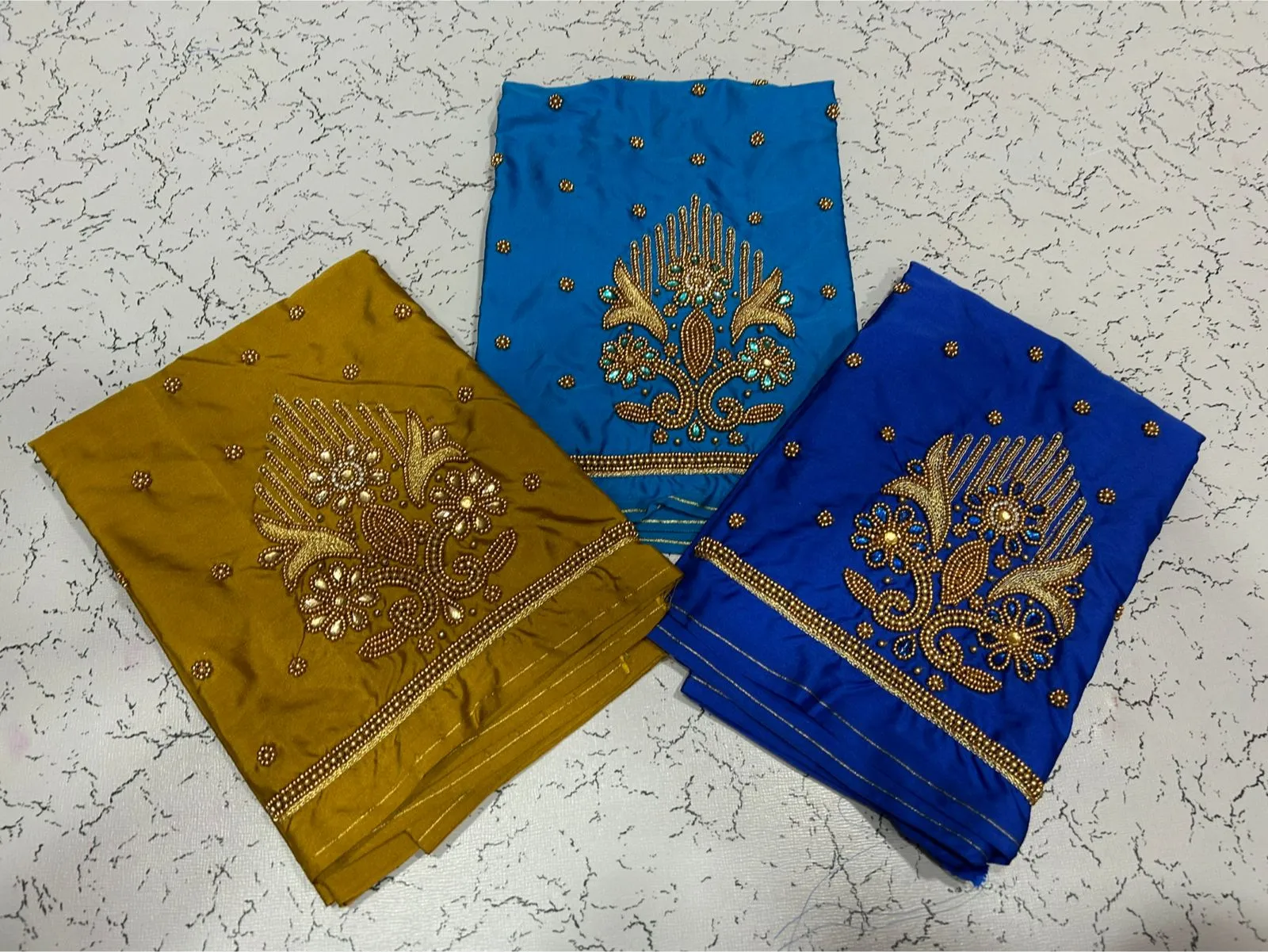 Budget Premium Bottle Green Floral Aari Work Blouse Shop Trendy Ethnic Wear Online - Image 4