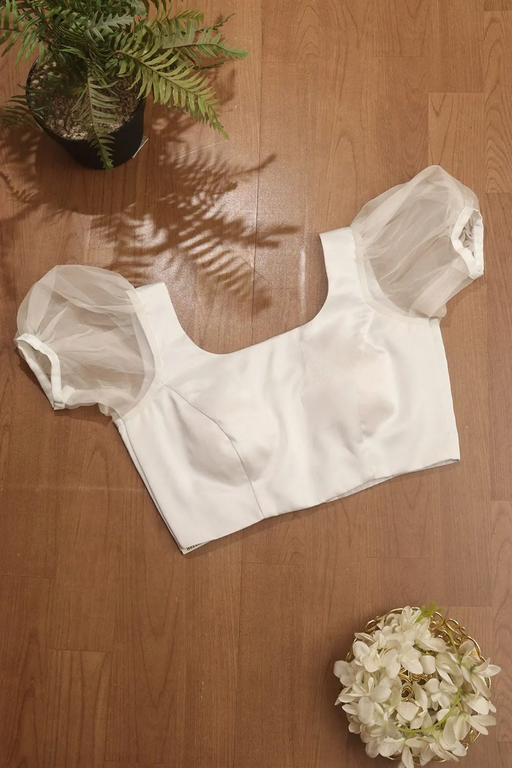 Ready-to-Wear White Organza BlouseTrendy Puff Sleeves Designer Saree Top